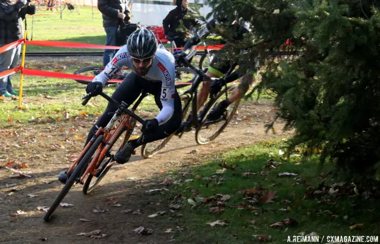 Timmerman rode great in the series leader’s jersey, battling Hyde at the front for most of the race. © Andrew Reimann