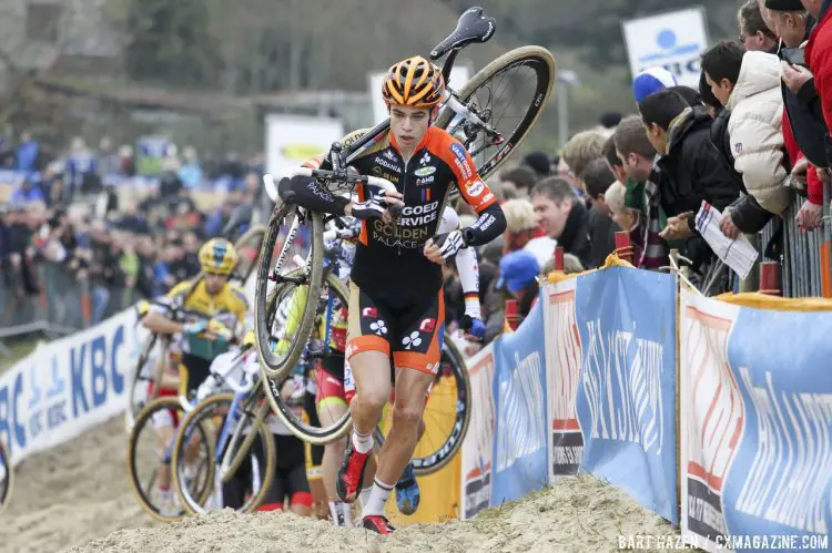 Van Aert trained in the sand and wasted no time showing off his skills. 2014 Koksijde UCI Cyclocross World Cup, Elite Men. © Bart Hazen / Cyclocross Magazine