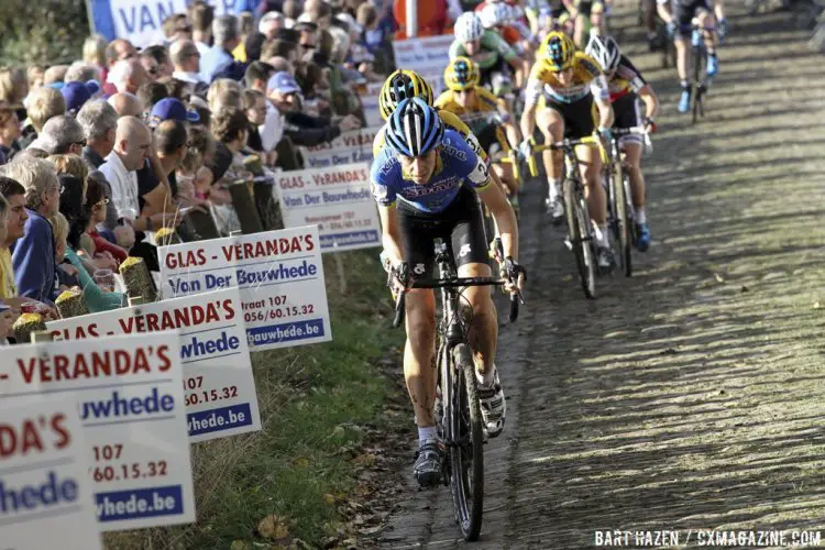 Helen Wyman led up the climb on the first lap, but would soon be overtaken by de Boer. © Bart Hazen / Cyclocross Magazine