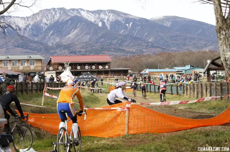 Nobeyama features a spectacular setting and all the right amenities for a top-notch cyclocross race. Unfortunately, it's just far from most population centers. © Cyclocross Magazine