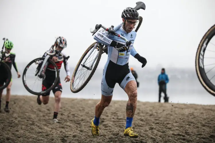 Adam Myerson leads Lindine through the beach section, both riders had great rides on day one. © Meg McMahon