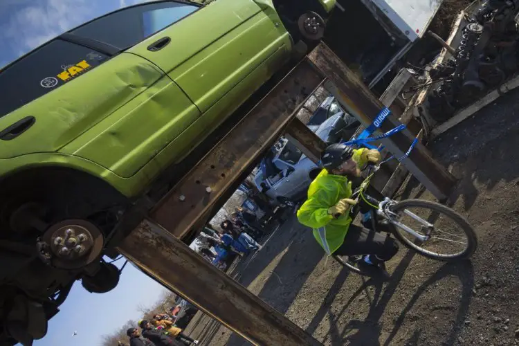 Is any Junkyard Cross race complete without dipping under a car on blocks? © Adam Nawrot