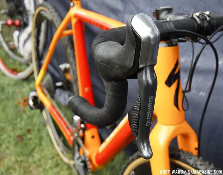 Sumner uses the R785 Shifters, compatible with his front Di2 Dura-Ace derailleur. © Andy Ward / Cyclocross Magazine