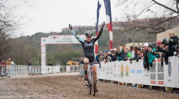 Katie Compton (Trek Cyclocross Collective) makes it eleven. © Brian Nelson