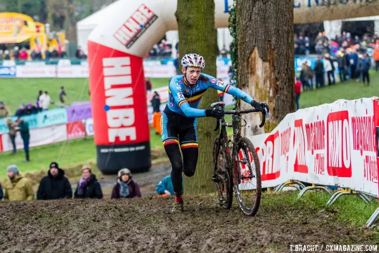 Vanthourenhout secured an overall World Cup win with his second place today. © Thomas van Bracht / Cyclocross Magazine
