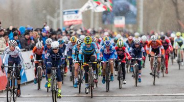 Helen Wyman off to secure the holeshot at the start of the Elite Women's Race at the 2015 World Championships, Tabor. © Matthew Lasala / Cyclocross Magazine