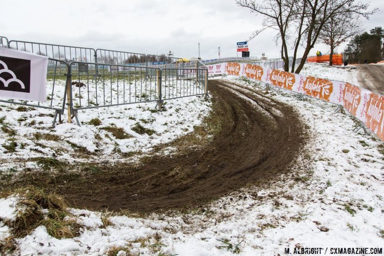 Course conditions are not the fast or frozen ground that many expected. © Mike Albright / Cyclocross Magazine