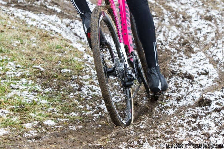 Logan Owen does his best to keep his wheel committed to the rut. © Mike Albright/Cyclocross Magazine