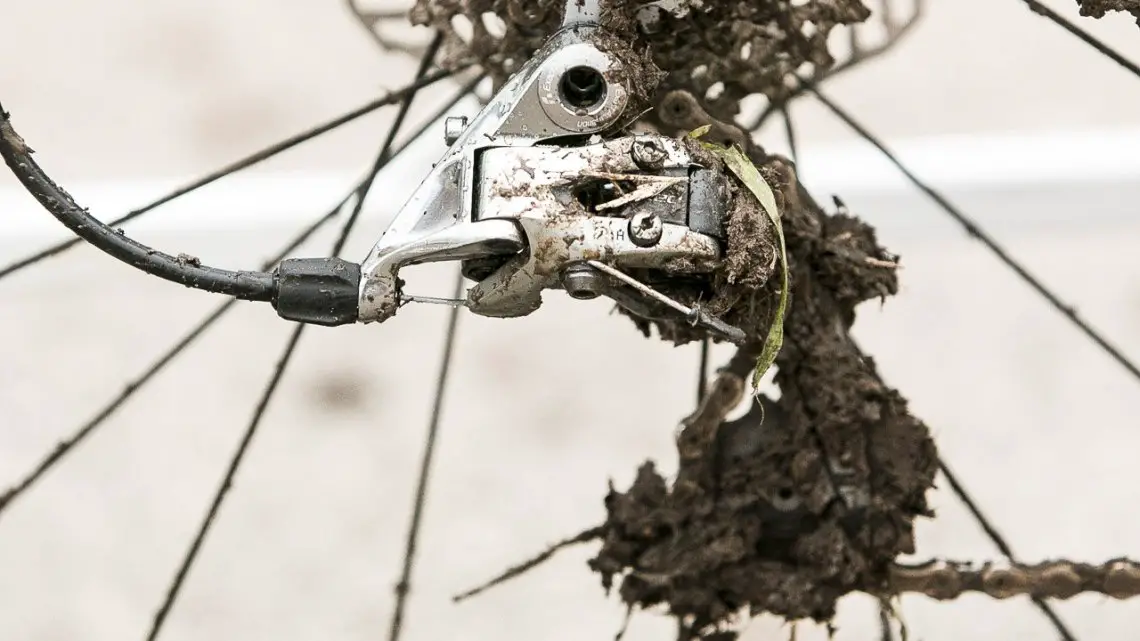 The SRAM Red rear derailleur got plenty of mud action in the Junior Race. © Cyclocross Magazine