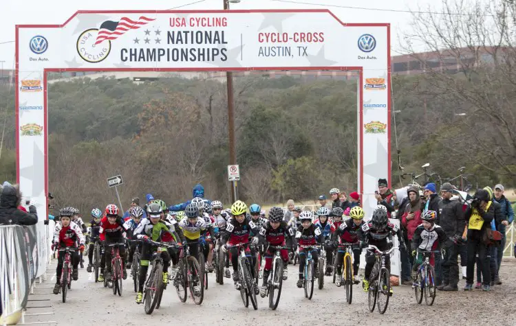 Junior Men 9-10 Race getting off in rainy weather. © Cyclocross Magazine