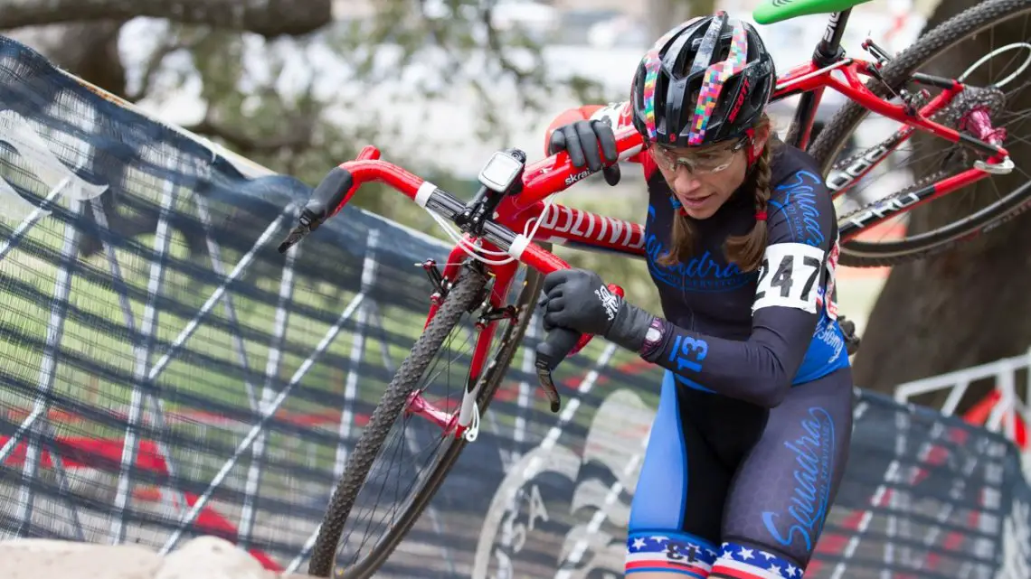 Catherine Moore (Squadra Di Servitore) at the limestone steps. © Brian Nelson