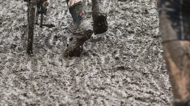 The Juniors needed to contend with the roughest conditions on the day. © Cyclocross Magazine