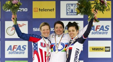 Katie Compton's second silver at the 2013 World Championships in Louisville remains the last US medal at Worlds. © Nathan / Hofferber Cyclocross Magazine