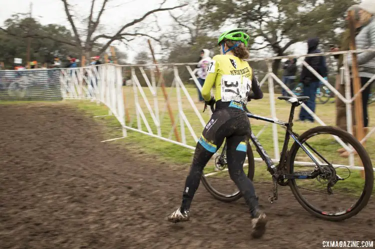 Andi Zolton (Nemesis Racing) runs past several prominent Heritage trees on the frontside of the course - 2015 Cyclocross National Championships © Cyclocross Magazine