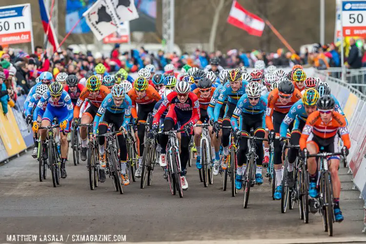 The men erupted off the line at Tabor, with Van der Haar taking the holeshot and Powers fighting to stay up front until the first turn. © Matthew Lasala/Cyclocross Magazine