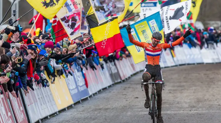 Van der Poel tearfully raises his arms in victory in the Men’s Elite Race at Tabor. © Mike Albright/Cyclocross Magazine