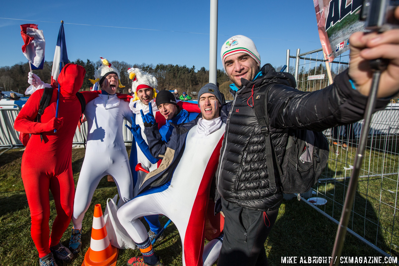 fans-getting-roudy-before-the-races-u23-men-2015-cyclocross-world-championships-mike-albright-cyclocross-magazine