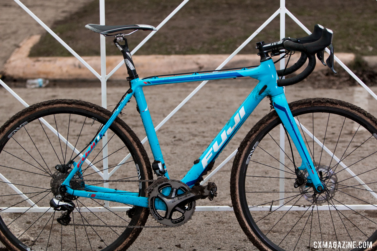 Page’s frames use Fuji’s highest level of carbon, labelled C 10, and although in the past he raced cantilever versions, this new version, the Altamira CX 1.1 Disc, has the updated color scheme and graphics, and is equipped with the best offerings from Page’s longtime sponsors Shimano and Enve Composites. © Cyclocross Magazine