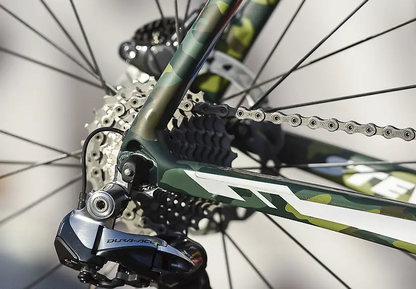 9070 rear derailleur