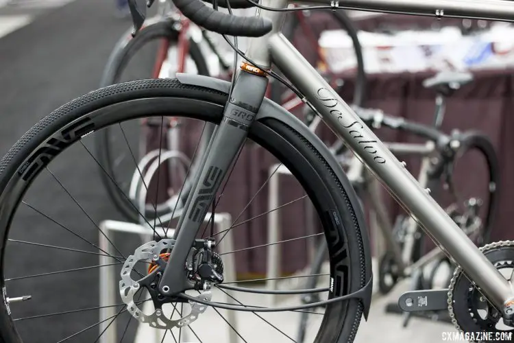 DeSalvo Custom Cycles' gravel bike with the prototype ENVE GRD gravel fork. NAHBS 2015. © Cyclocross Magazine