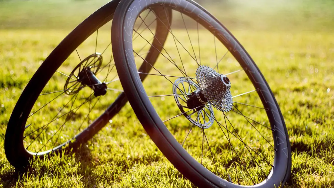 First ride: Easton EC90 SL carbon tubeless wheelset, wth Schwalbe One tubeless road tires, helped us scale Empire Grade and bomb the descent. © Cyclocross Magazine