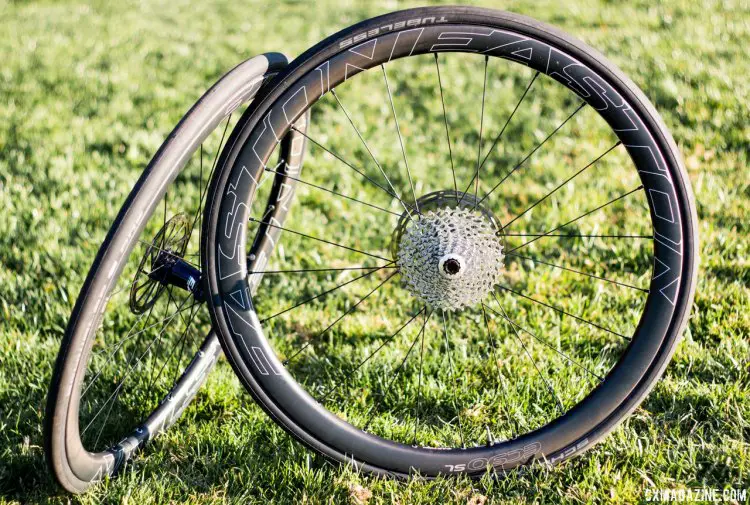 Versatile in configuration and terrain: Easton EC90 SL carbon tubeless wheelset. © Cyclocross Magazine