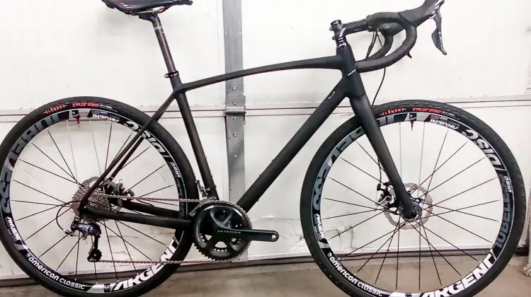 A spy photo of Raleigh's new Carbon Roker Gravel Bike.