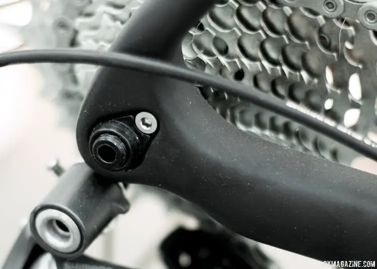 Raleigh's Roker carbon gravel bike also offers thru axles front and rear, and the rear features a new floating right axle nut similar to Fox's system to ensure easy threading and aligment. Sea Otter 2015. © Cyclocross Magazine
