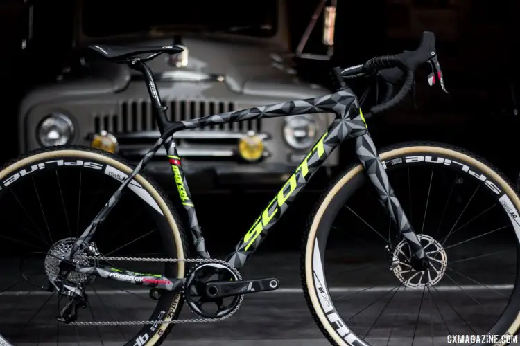 The Scott Addict CX 2016 prototype, complete with SRAM Force 1 and Dugast Rhino tubulars, but the production model will feature clinchers - Sea Otter 2015. © Cyclocross Magazine