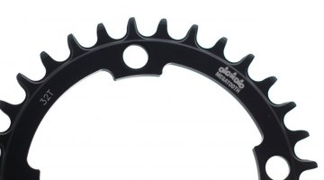 FSA's own 1x chainrings are now available, and the Megtooth pattern is wide/narrow and also slightly hooked for better chain retention. Sea Otter cyclocross and gravel. © Cyclocross Magazine