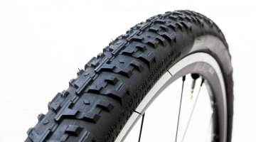 WTB's new Nano TCS 40c tubeless gravel tire holds air well on Road Tubeless rims. © Cyclocross Magazine