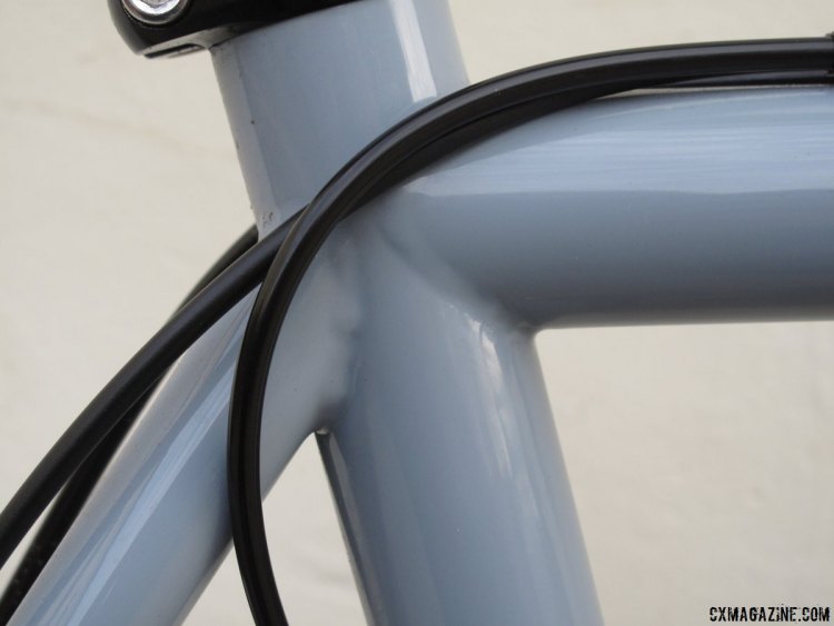 The Wraith has full length cable housing that runs along the top tube. © Cyclocross Magazine