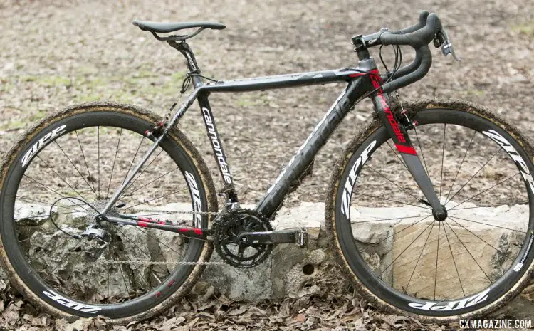 Emma White rides the black and red Cannondale SuperX, which matches the team colors of the Cannondale Cyclocrossworld team. © Cyclocross Magazine