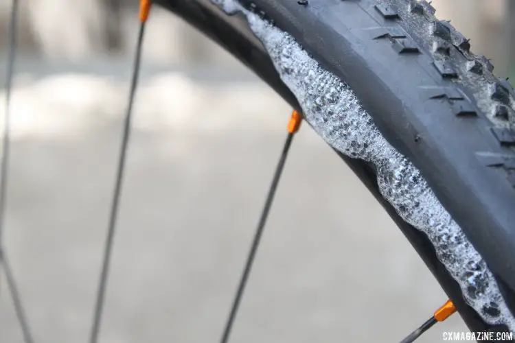 Busting the myths of tubeless tires. © Cyclocross Magazine