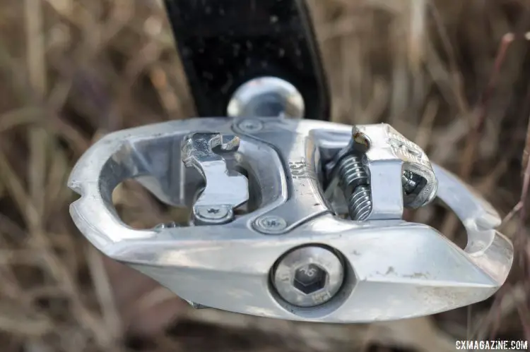 The Issi Trail pedal has a good-sized platform to aim for on remounts and trail riding, but the squared-off, flat retention "clips" make it a bit harder than with the more contoured clips on a Shimano SPD pedal to find the entry point. © Cyclocross Magazine