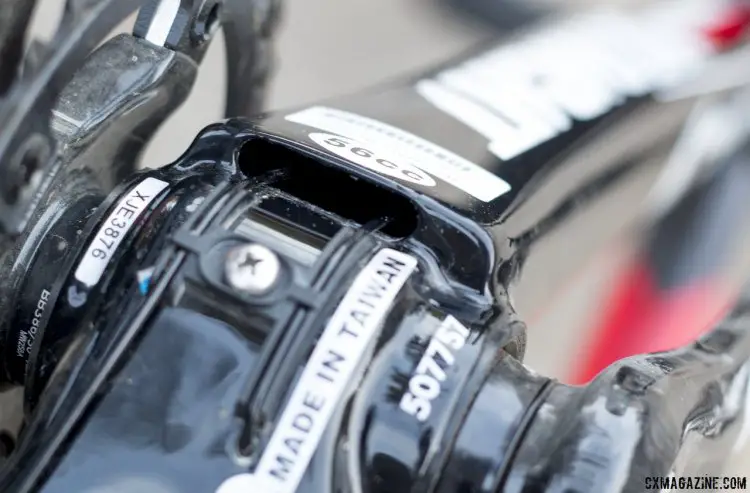 The derailleur cables of the Ultegra group are routed internally in the downtube. © Cyclocross Magazine