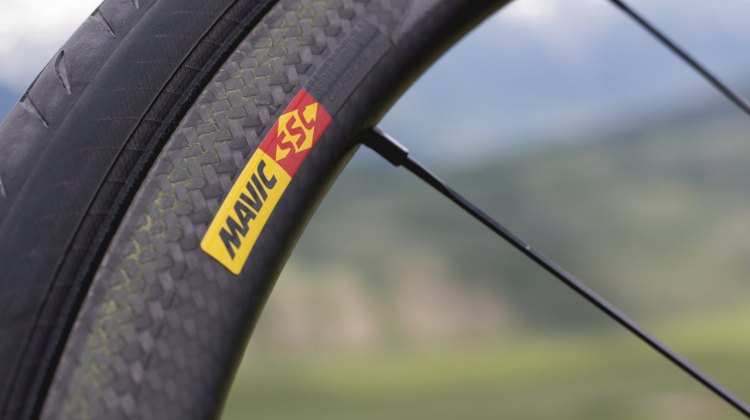 Mavic has transitioned from hand-textured rim brake tracks to laser-etched ones on its carbon rims, and the results are some of the best dry carbon rim braking we've experienced. © Cyclocross Magazine