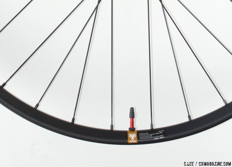 The WTB KOM Tubeless Wheelset with White Industry Hubs. © C. Lee / Cyclocross Magazine