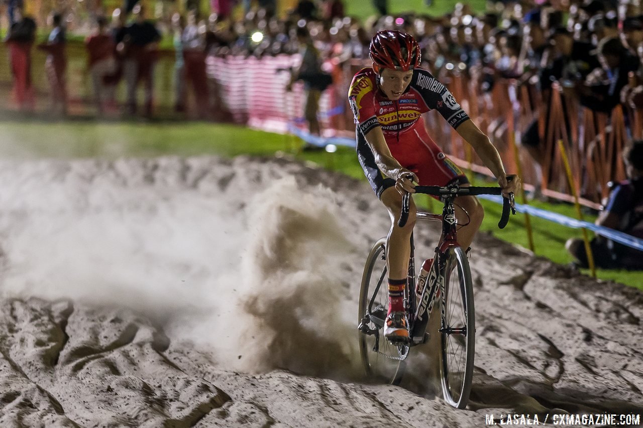 Michael Vanthourenhout made the boldest move, spreading the field out early on. © Matthew Lasala / Cyclocross Magazine