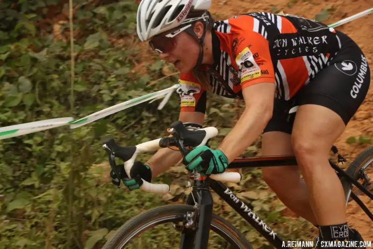 2015 Qiansen Trophy C1 UCI Race, Station Two. © Andrew Reimann / Cyclocross Magazine