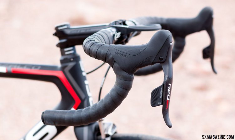 SRAM RED eTAP electronic / wireless shifters / brake levers look similar to a DoubleTap lever and feel similar. © Cyclocross Magazine