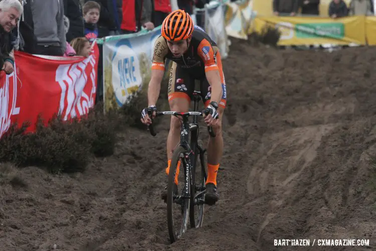Wout van Aert was unstoppable at Zonhoven, winning by a large margin. © Bart Hazen
