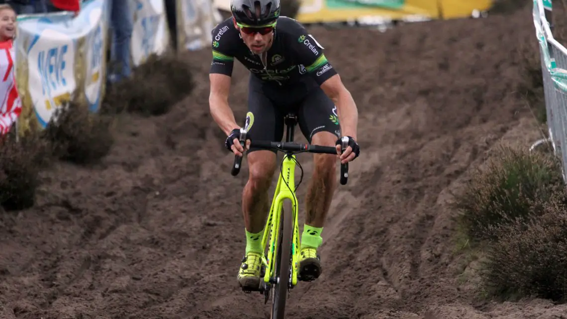 Sven Nys descends at Superprestige Zonhoven. © Bart Hazen