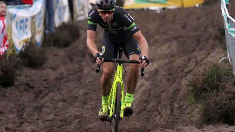 Sven Nys descends at Superprestige Zonhoven. © Bart Hazen