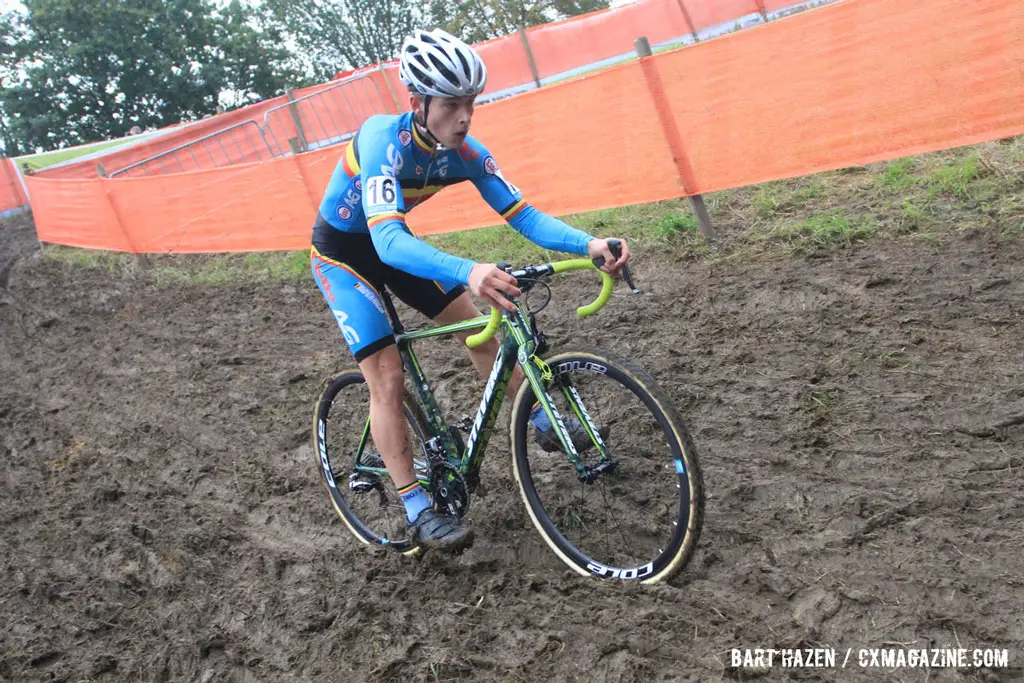 Jappe Jaspers won the Junior Men's race at the Valkenburg World Cup in commanding fashion, leading from start to finish © Bart Hazen