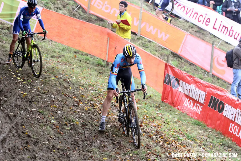 Not one to be slowed by a third-row start, Eli Iserbyt worked his way up to second place in the U23 race at the Valkeburg World Cup. © Bart Hazen