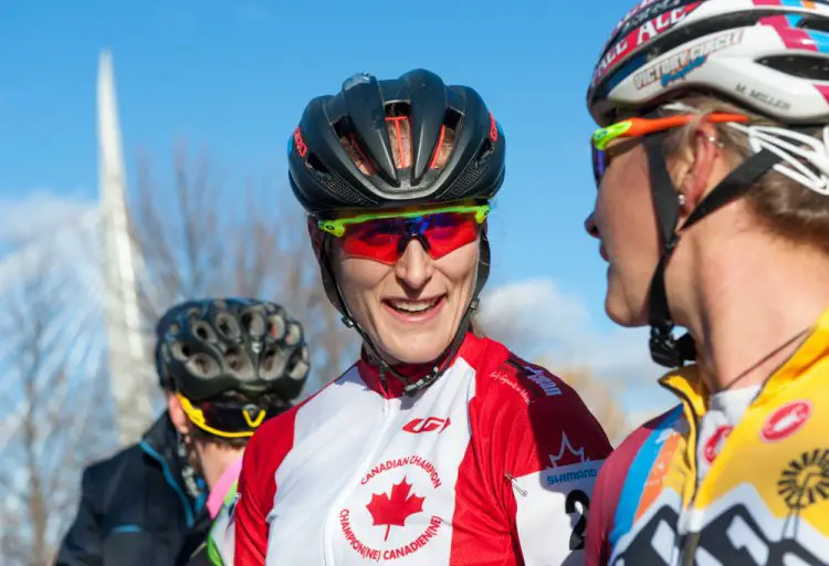 Mical Dyck checks in with Meredith Miller after the finish. © Thomas Fricke