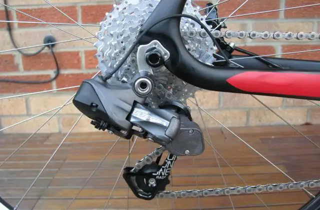 Paul Townsend's modified Ultegra Di2 derailleur with 3D CAD designed knuckle and RADR cage providing a clutch mechanism for the electronic component.