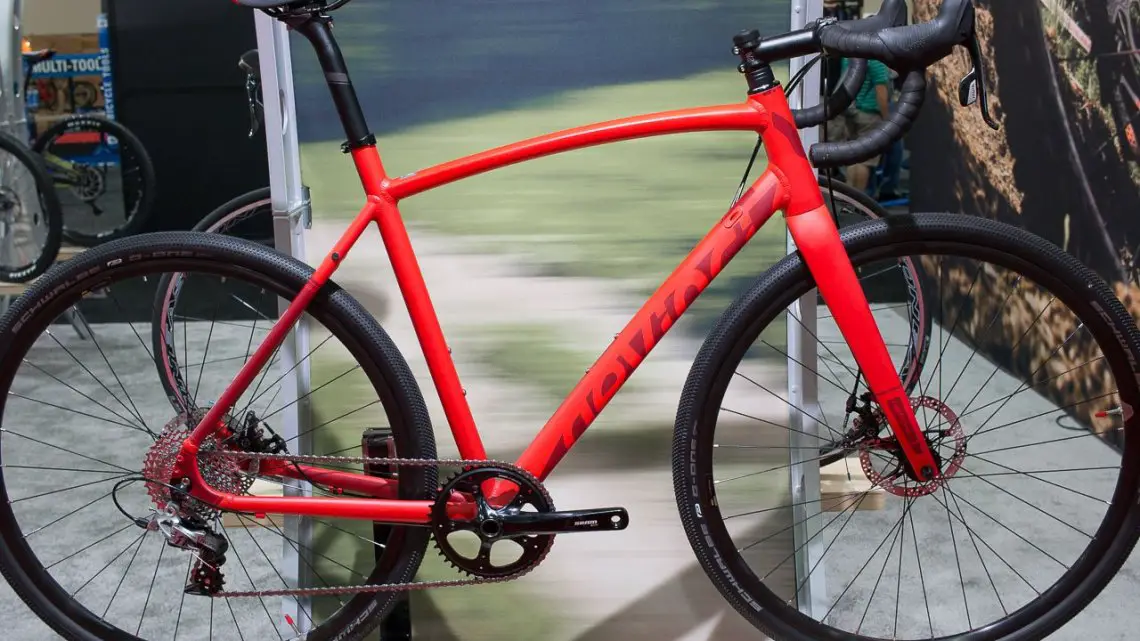 DeVinci Hatchet SX cyclocross/gravel bike. Interbike 2015. © Cyclocross Magazine