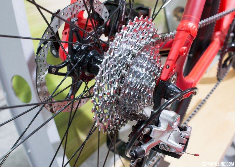 DeVinci Hatchet SX cyclocross/gravel bike. Interbike 2015. © Cyclocross Magazine